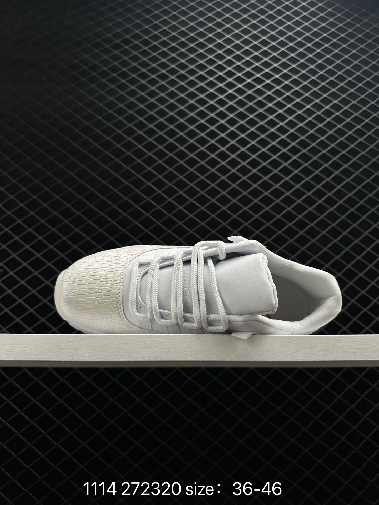 Nike Wmns Air Jordan 11 Retro AJ11